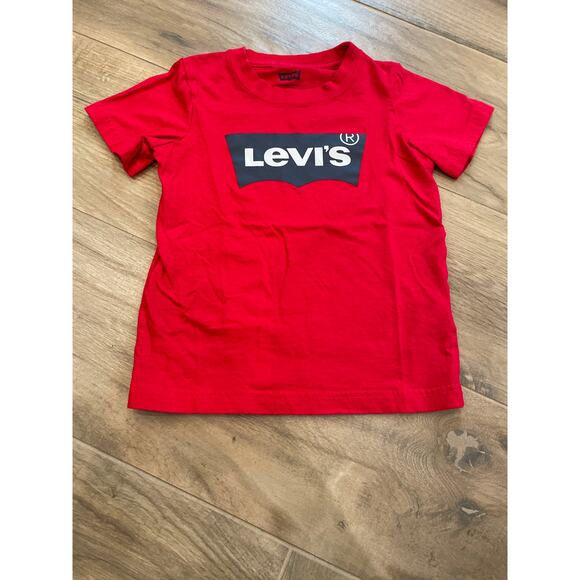 Levis Other - Levi’s T-Shirt Boys Size 5 Red Short Sleeve 100% Cotton